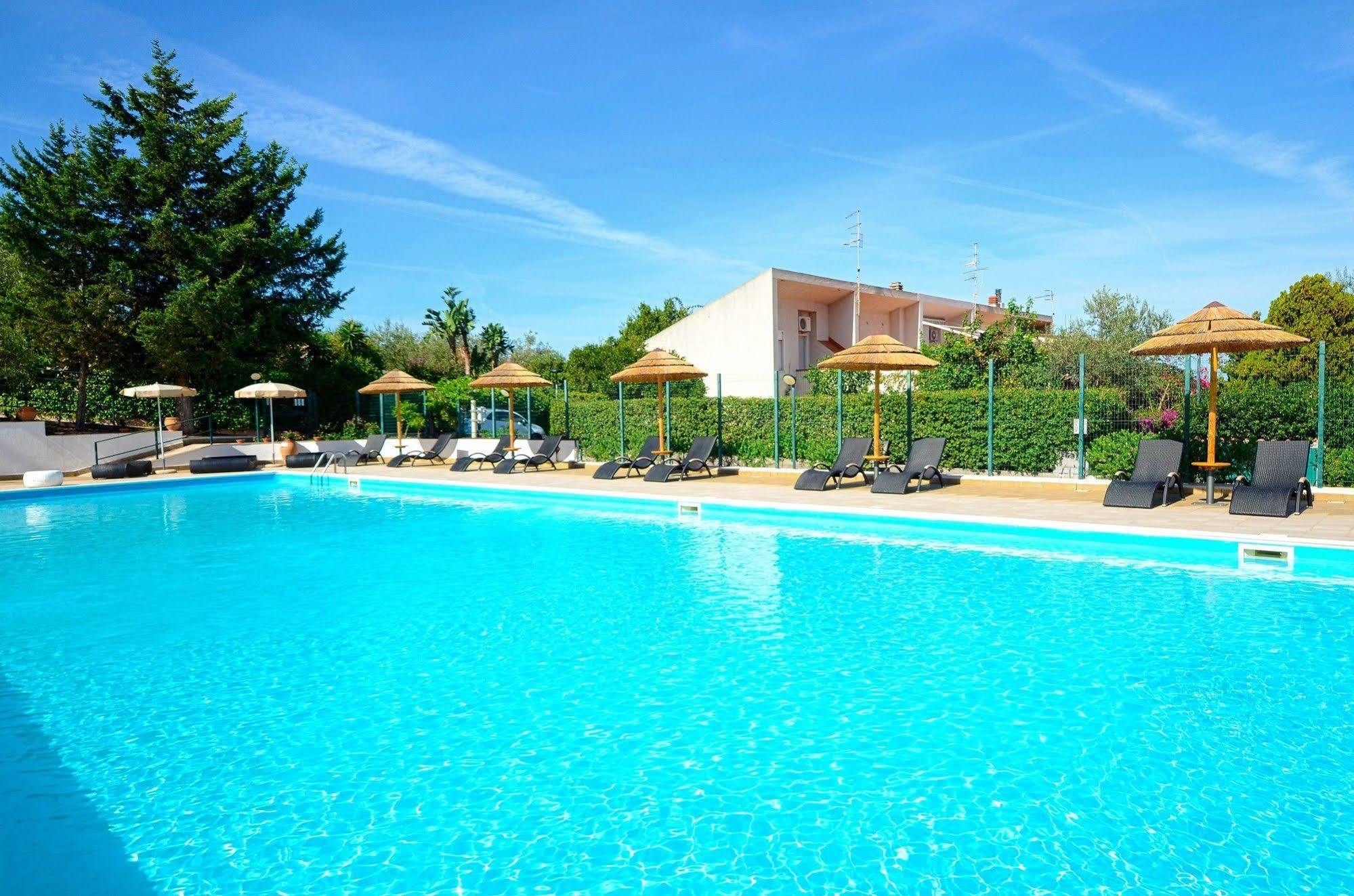 Calanica Resort Cefalu Ngoại thất bức ảnh